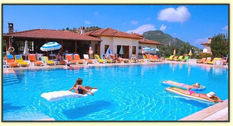 Saray Hotel Ölüdeniz Exterior foto